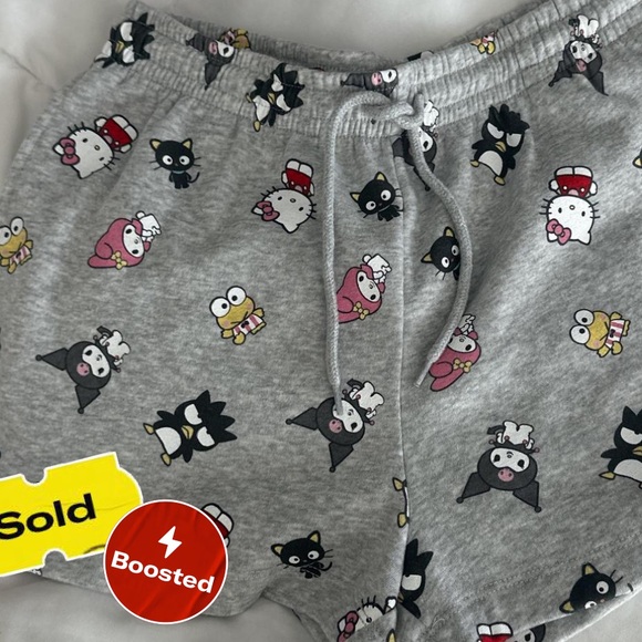 🔥Sold🔥Grey Hello kitty sweat shorts - Picture 1 of 8